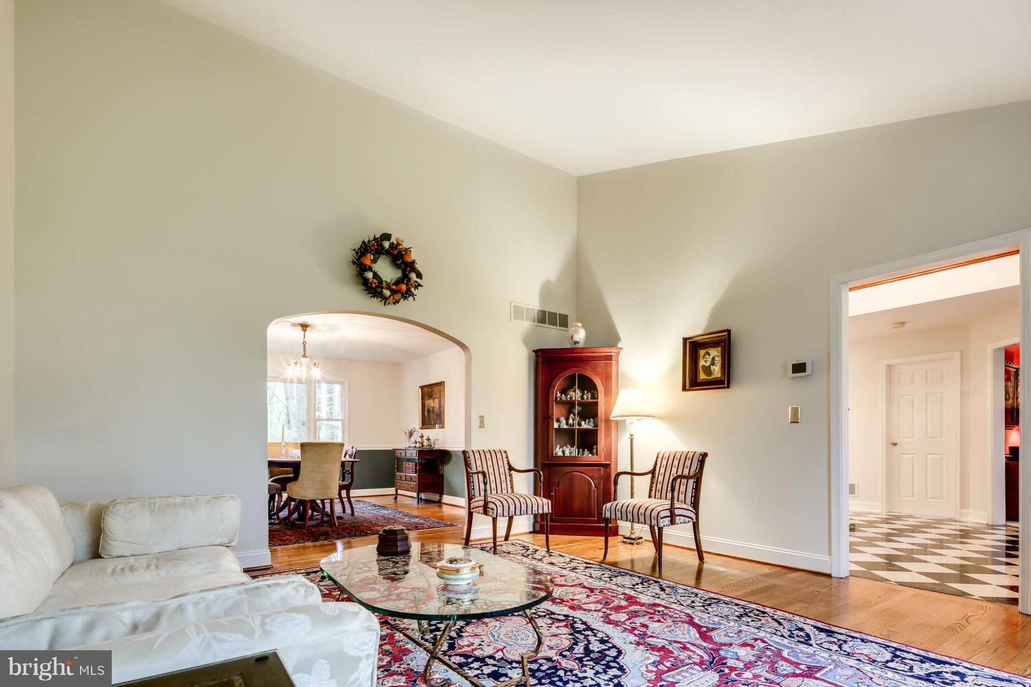 14103 Robcaste Road Phoenix, MD 21131 - Photo 5 of 30 Living Room