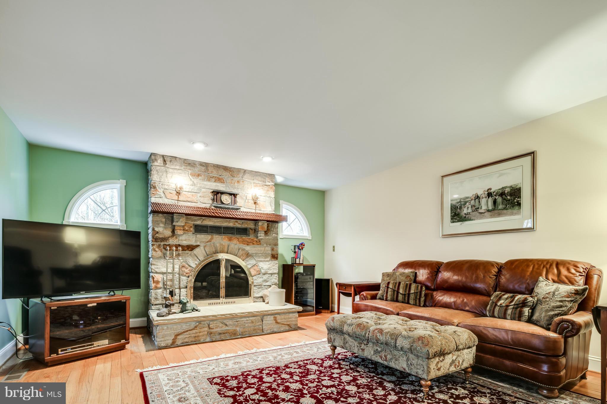 14103 Robcaste Road Phoenix, MD 21131 - Photo 10 of 30 Family Room