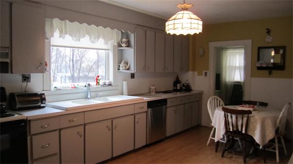 79 Acton Street Maynard, MA 01754 - Photo 5 of 21 Gallery Image 5