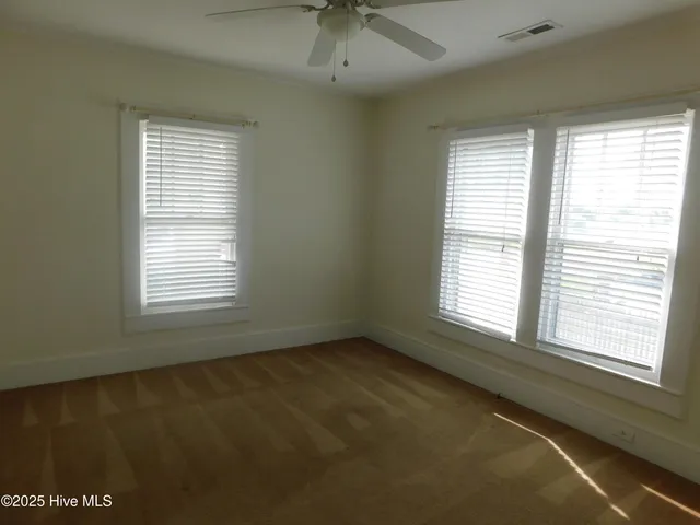 $2,000 | 107 Gordon Street, Beaufort, NC 28516