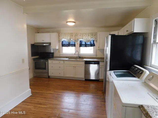 $2,000 | 107 Gordon Street, Beaufort, NC 28516