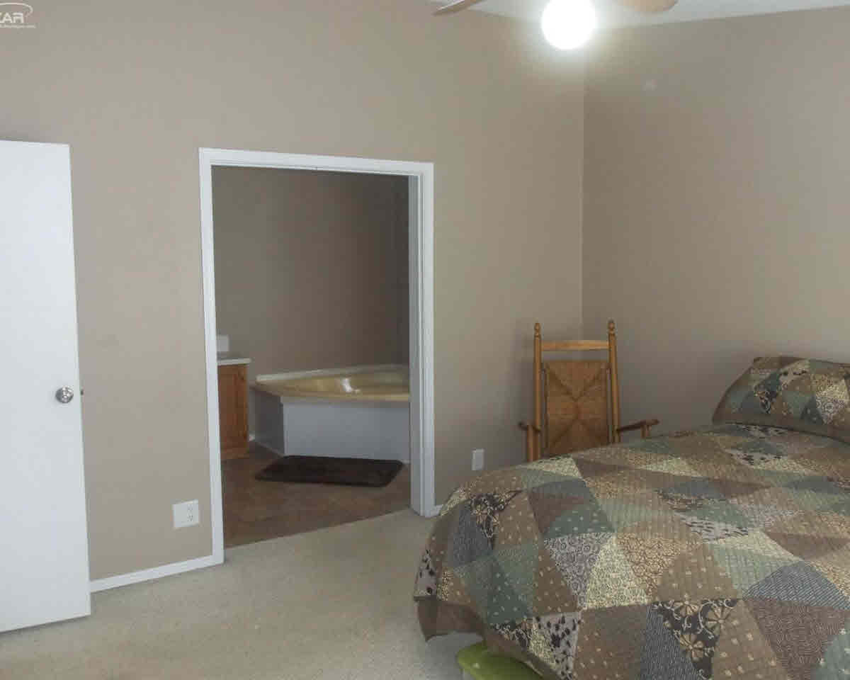 8107 Vassar Road Millington, MI 48746 - Photo 23 of 47 21282792-22.JPG
