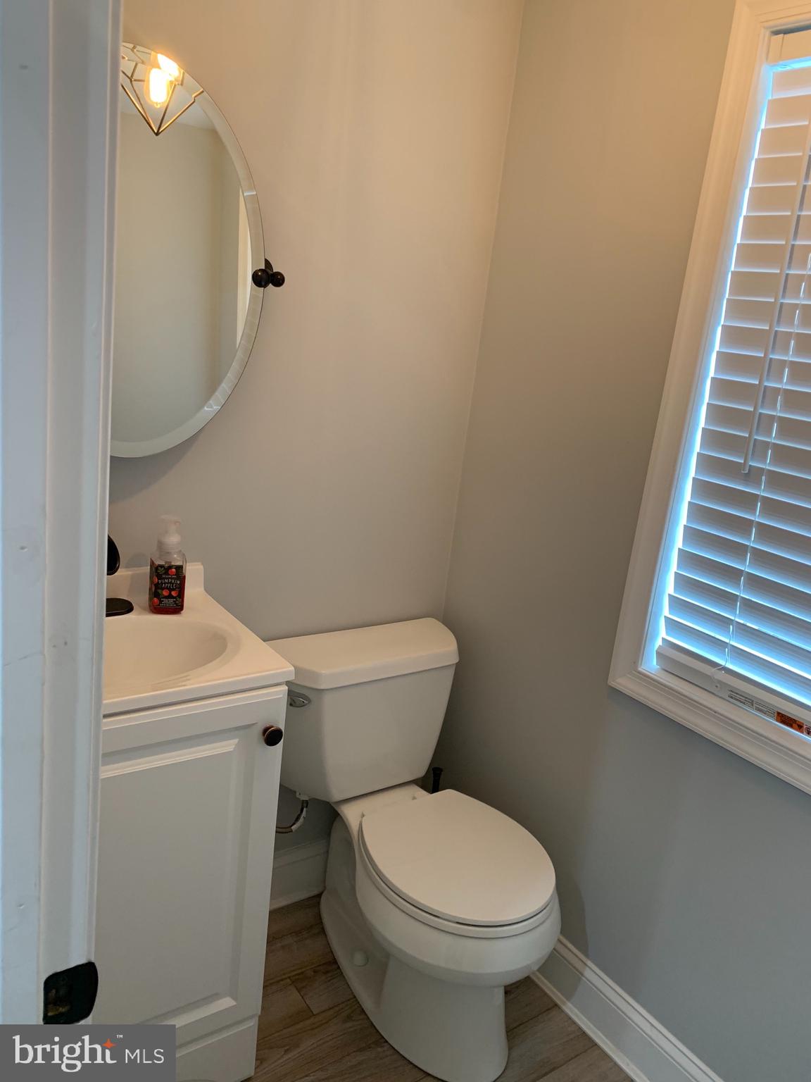 210 Greendale Road Philadelphia, PA 19154 - Photo 12 of 21 Half Bath