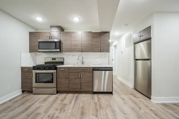$1,500 | 2237 South Sacramento Avenue, Unit G, Chicago, IL 60623