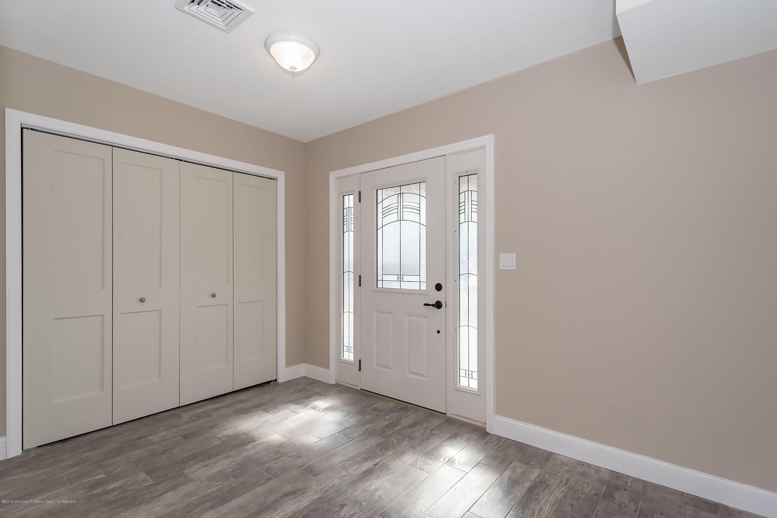12 Queen Ann Road Brick, NJ 08723 - Photo 8 of 51 Foyer