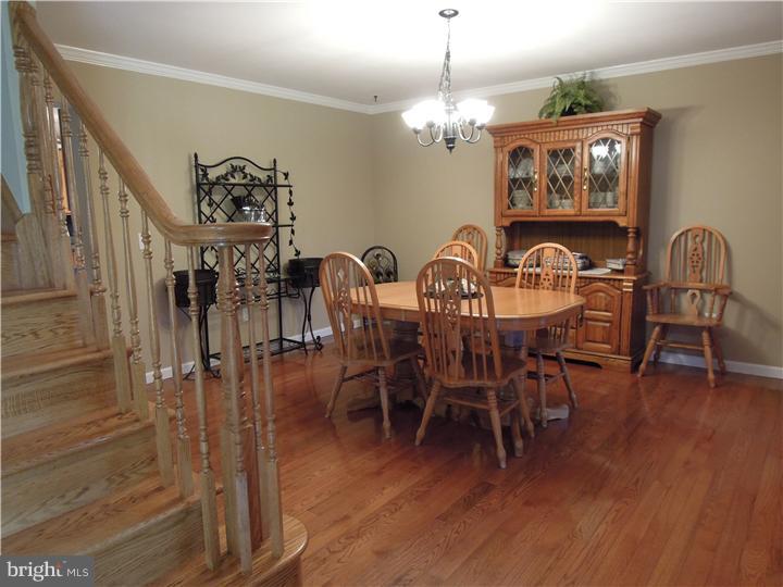 300 Maple Lane Riegelsville, PA 18077 - Photo 2 of 25 Dining Room