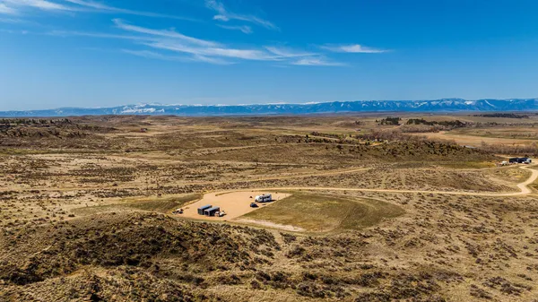$935,000 | 827 Decker Road, Sheridan, WY 82801