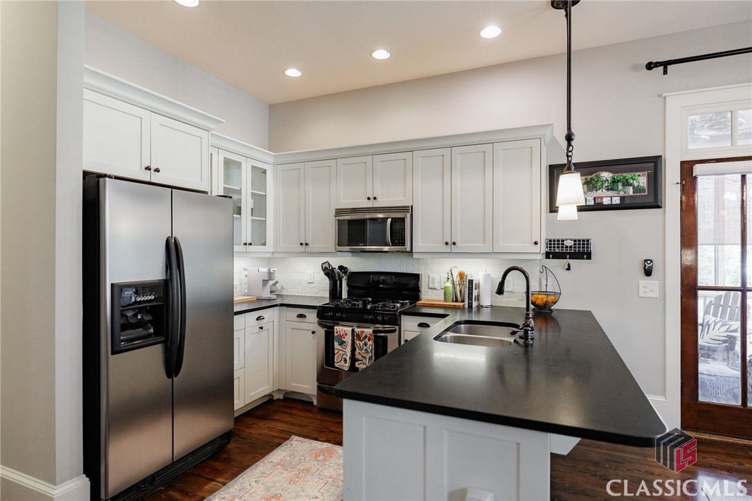 84 Charter Oak Drive Athens, GA 30607 - Photo 16 of 49 Gallery Image 16