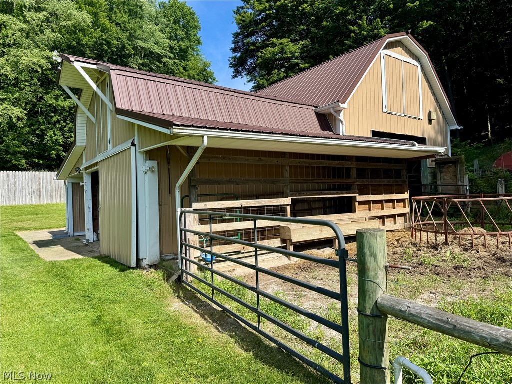 10199 Malibu Road Northeast Minerva, OH 44657 - Photo 18 of 35