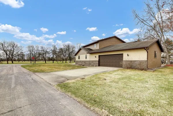 $399,900 | 17473 Fairway Circle, Cold Spring, MN 56320