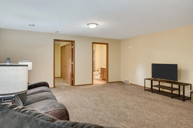 $324,900 | 2026 Crooked Avenue, Holmen, WI 54636