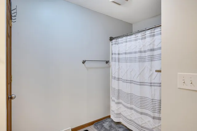 $324,900 | 2026 Crooked Avenue, Holmen, WI 54636