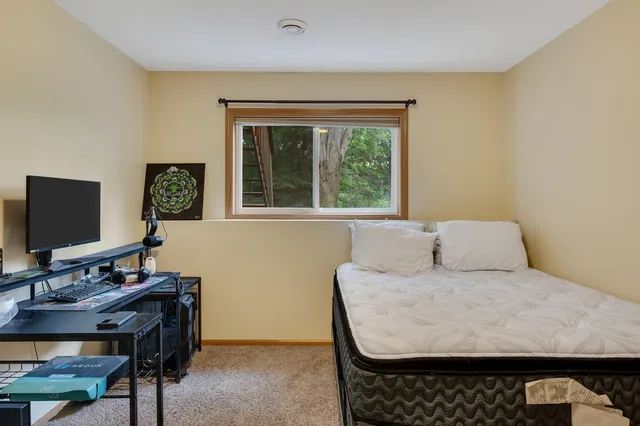 $324,900 | 2026 Crooked Avenue, Holmen, WI 54636