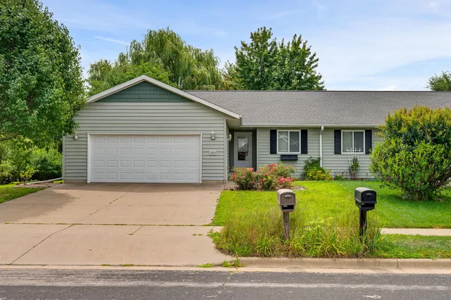 $324,900 | 2026 Crooked Avenue, Holmen, WI 54636