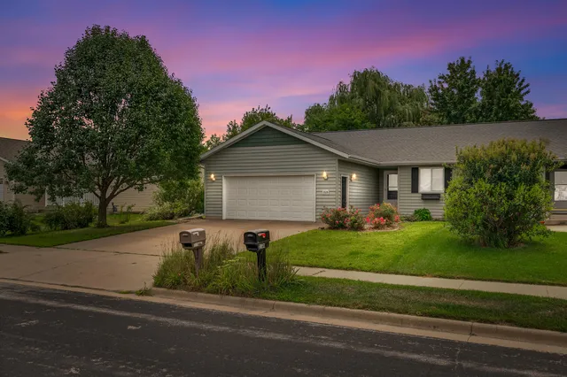 $324,900 | 2026 Crooked Avenue, Holmen, WI 54636