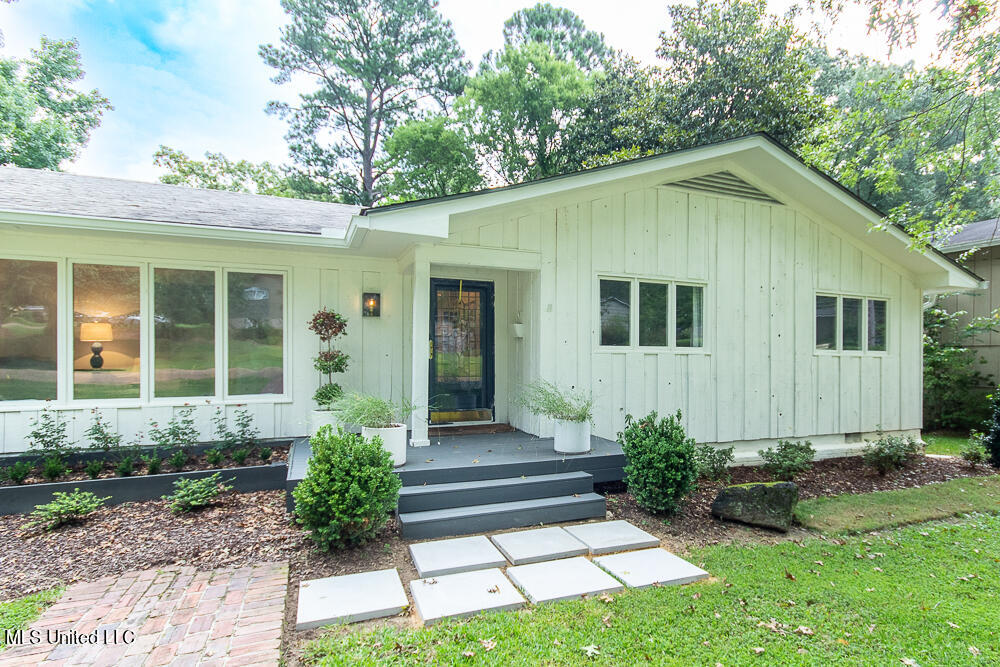 4458 Hickory Ridge Road Jackson, MS 39211 - Photo 4 of 41 IWOM-40