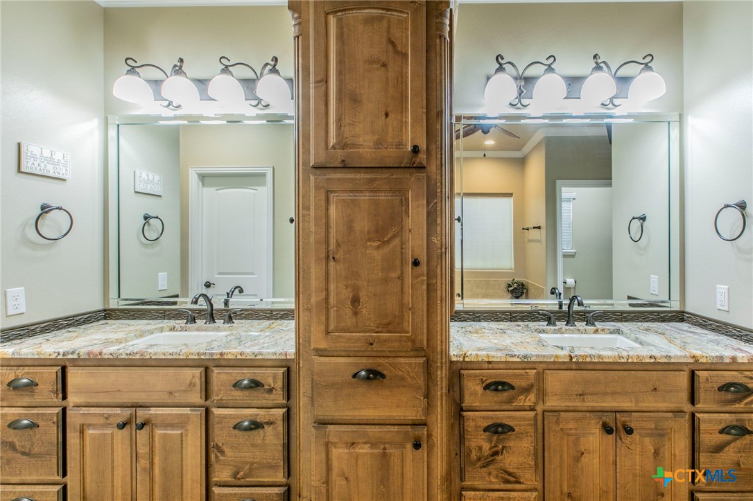 1735 Alta Vista Loop Temple, TX 76502 - Photo 17 of 41 Primary Bathroom dual vanities