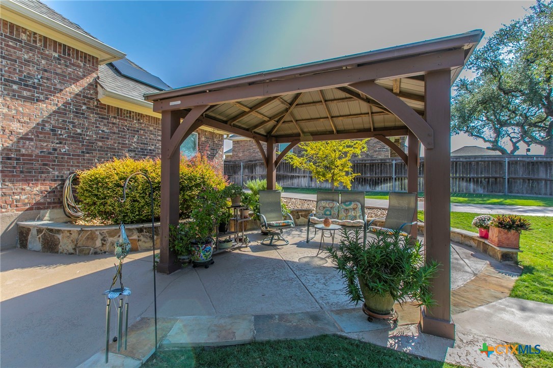 1735 Alta Vista Loop Temple, TX 76502 - Photo 30 of 41 Gazebo