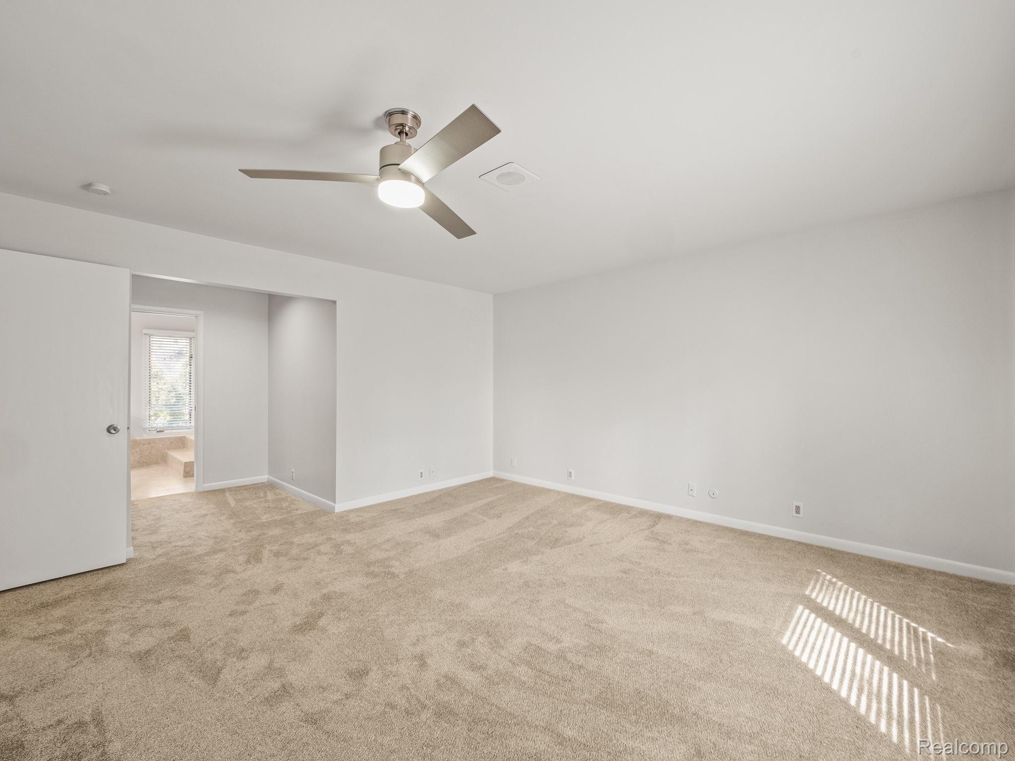 2880 Walnut Lake Road West Bloomfield, MI 48323 - Photo 17 of 30 web_P6044795.jpg