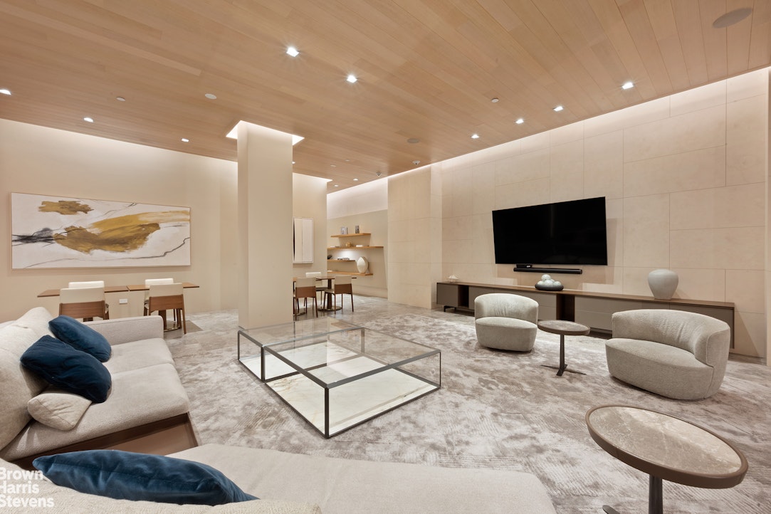 611 West 56th Street, Unit 25A Manhattan, NY 10019 - Photo 15 of 19