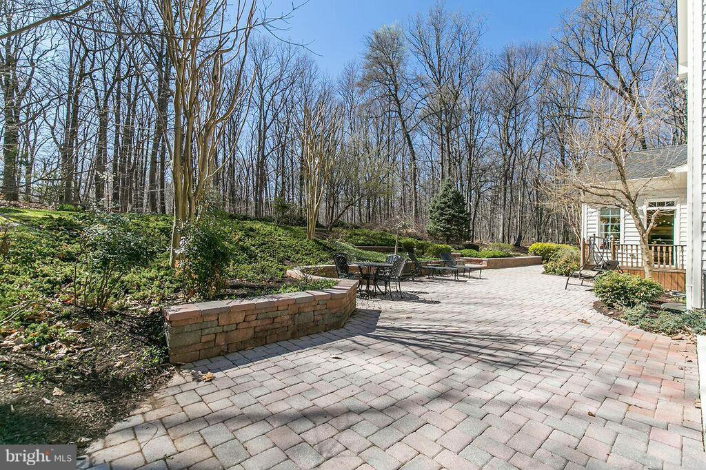 604 Clear Spring Road Great Falls, VA 22066 - Photo 26 of 28