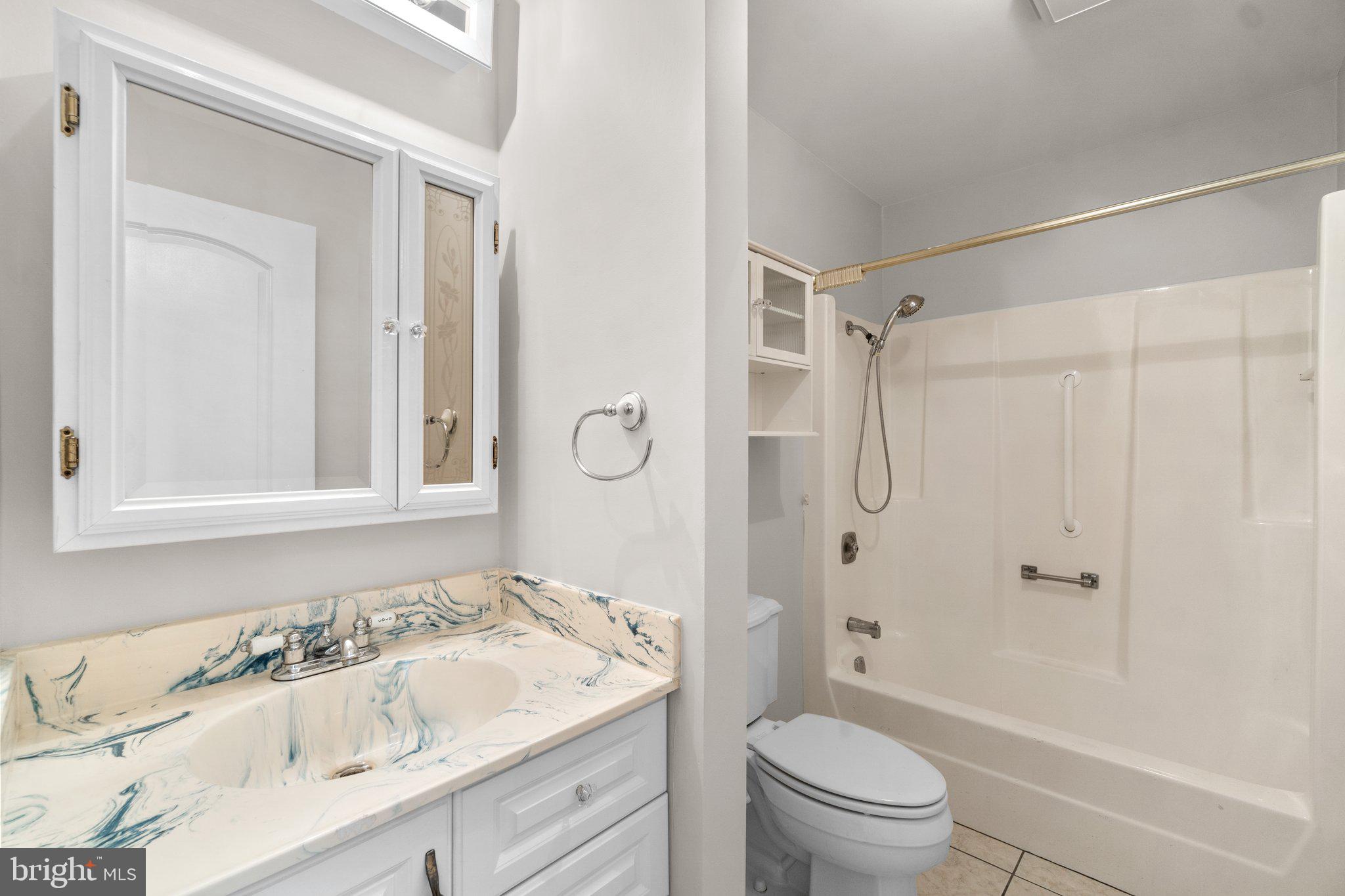 4216 Sykesville Road Finksburg, MD 21048 - Photo 17 of 28 2nd Bathroom