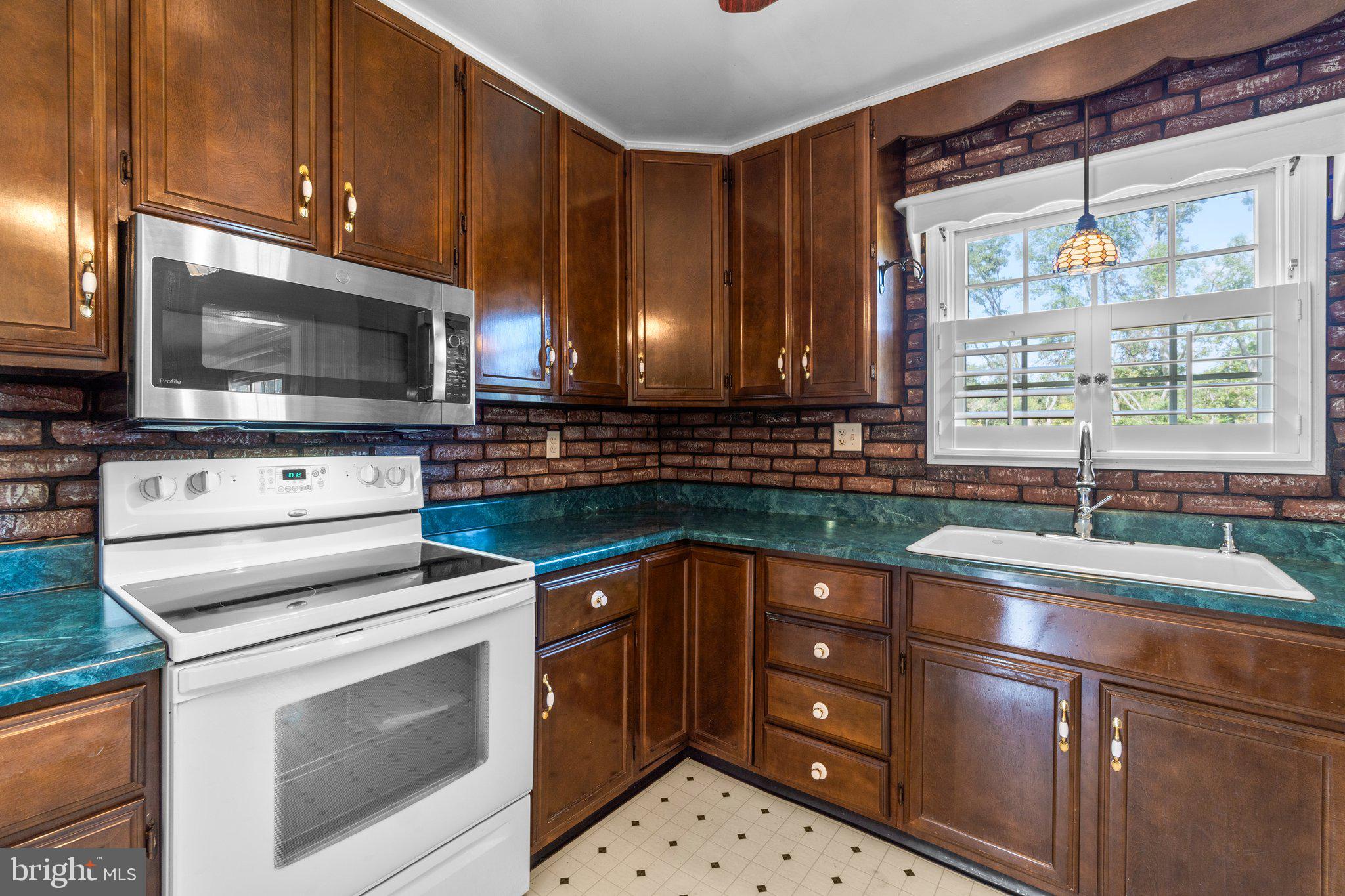 4216 Sykesville Road Finksburg, MD 21048 - Photo 3 of 28 Gallery Image 3