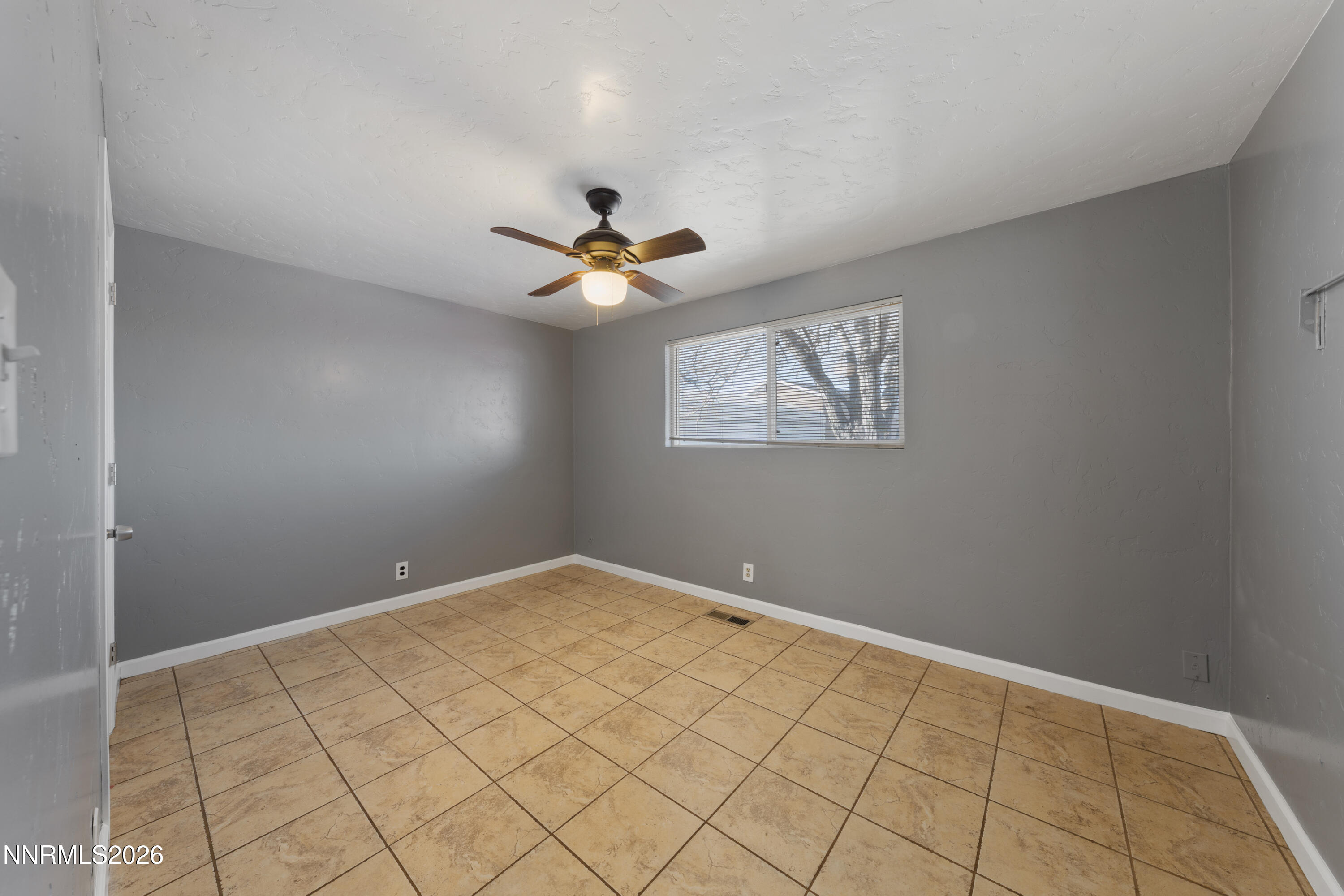 9035 Fremont Way Reno, NV 89506 - Photo 27 of 44 A7V04333