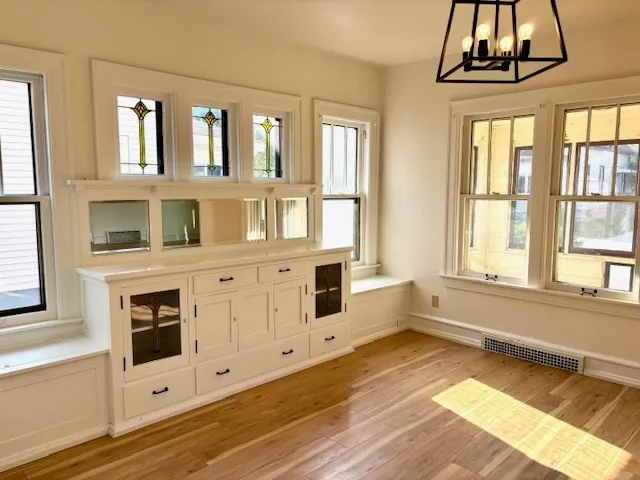 $283,500 | 2118 Cooper Avenue, Sheboygan, WI 53083