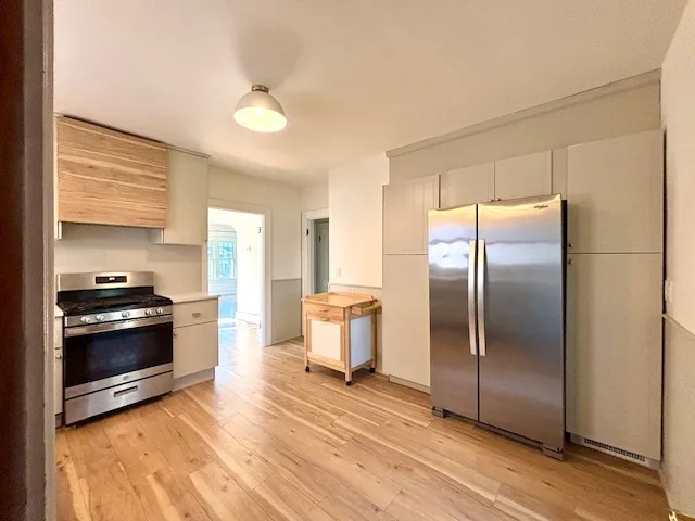 $283,500 | 2118 Cooper Avenue, Sheboygan, WI 53083