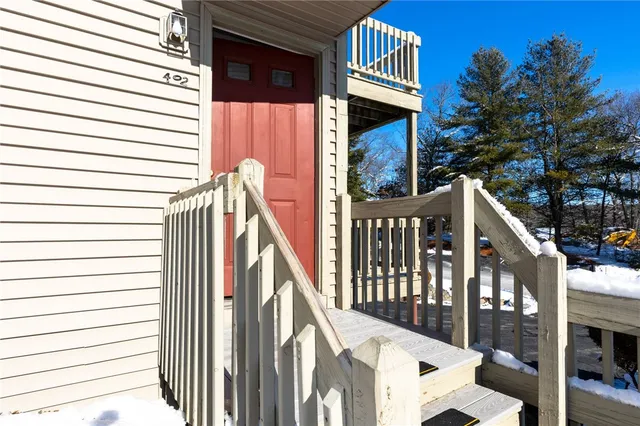 $299,900 | 402 Pinewood Drive, Smithfield, RI 02917