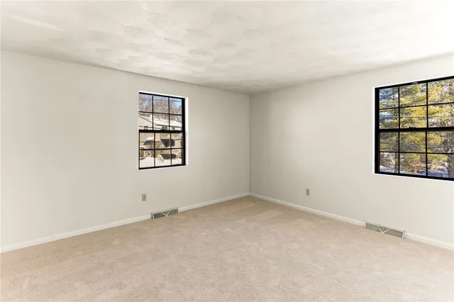 $299,900 | 402 Pinewood Drive, Smithfield, RI 02917