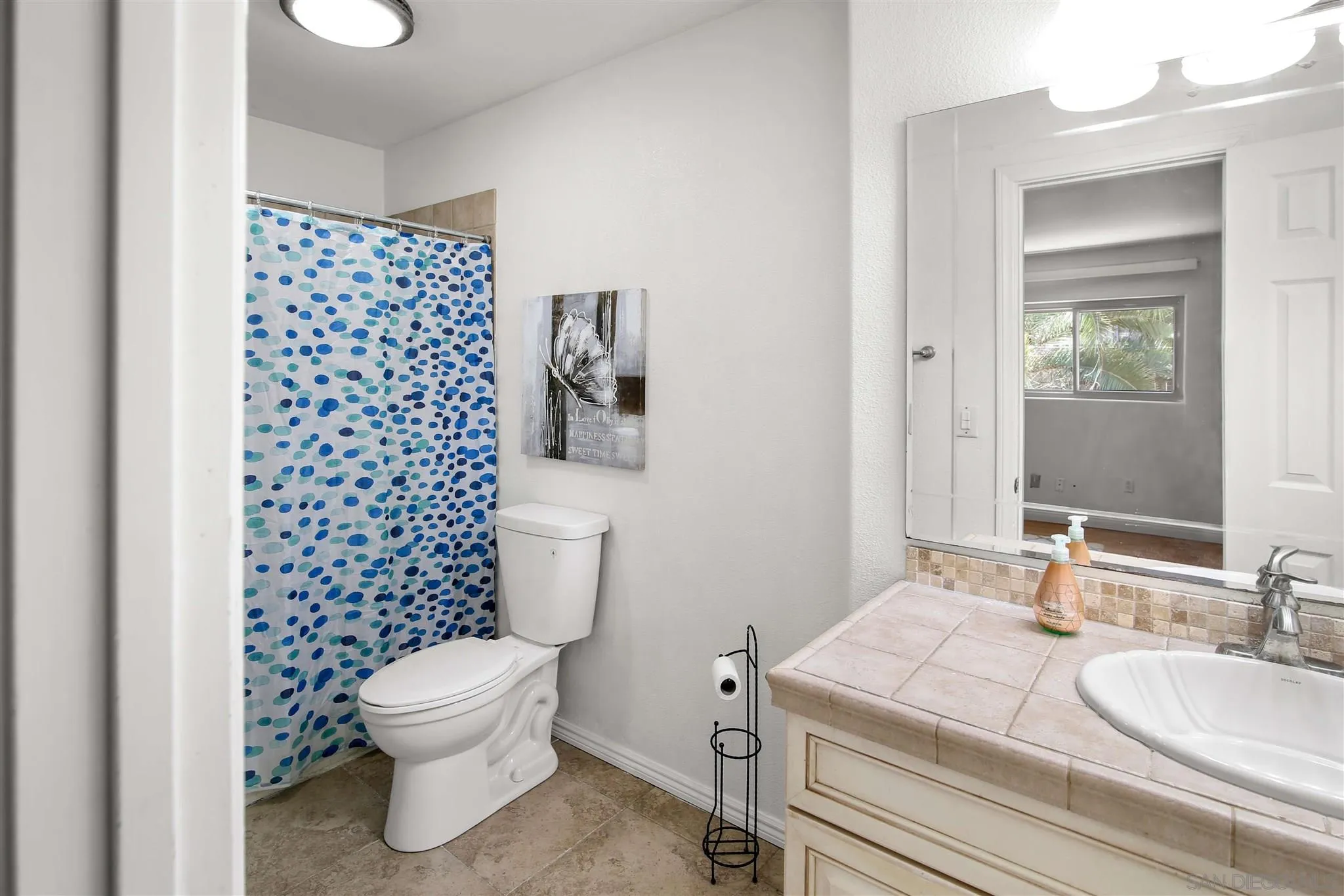 8626 Rinda Lane Spring Valley, CA 91977 - Photo 6 of 16 Gallery Image 6