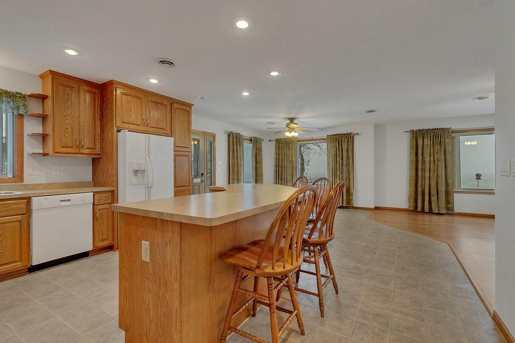 11285 Hubert Lane Cold Spring, MN 56320 - Photo 9 of 33 Gallery Image 9