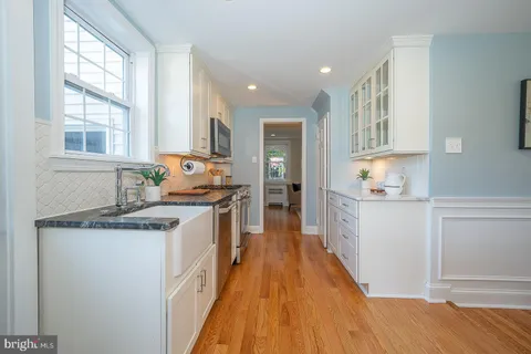 $525,000 | 321 Earlington Road, Havertown, PA 19083