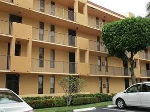 $1,795 | 6010 Coral Lake Drive, Unit 110, Margate, FL 33063
