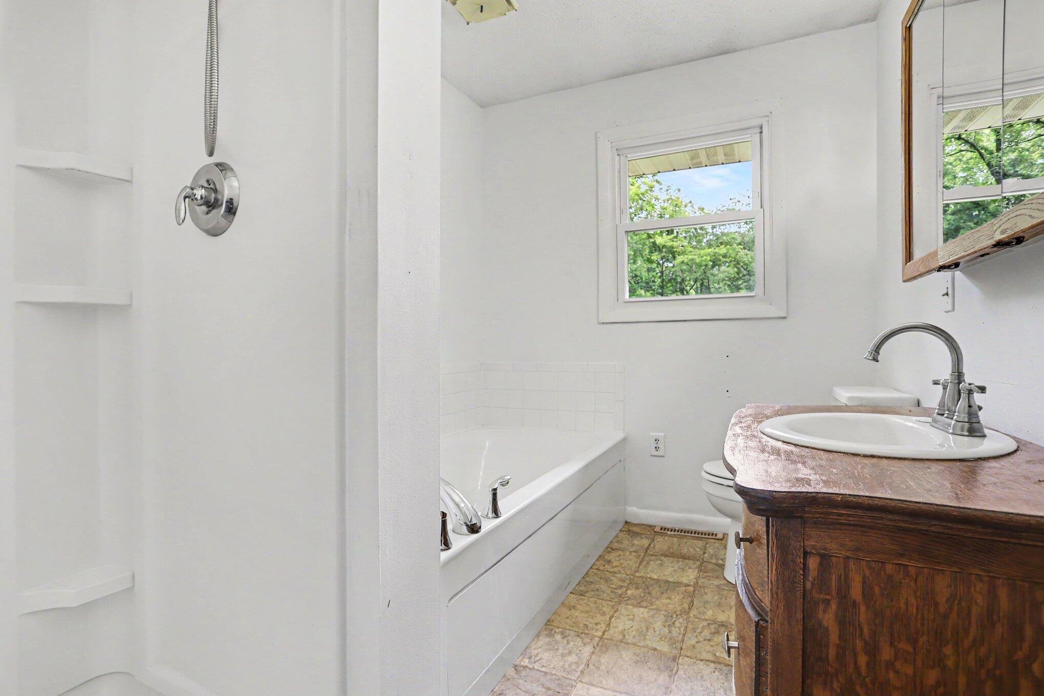 30825 Longnecker Road Leonidas, MI 49066 - Photo 10 of 20 010_file_4397
