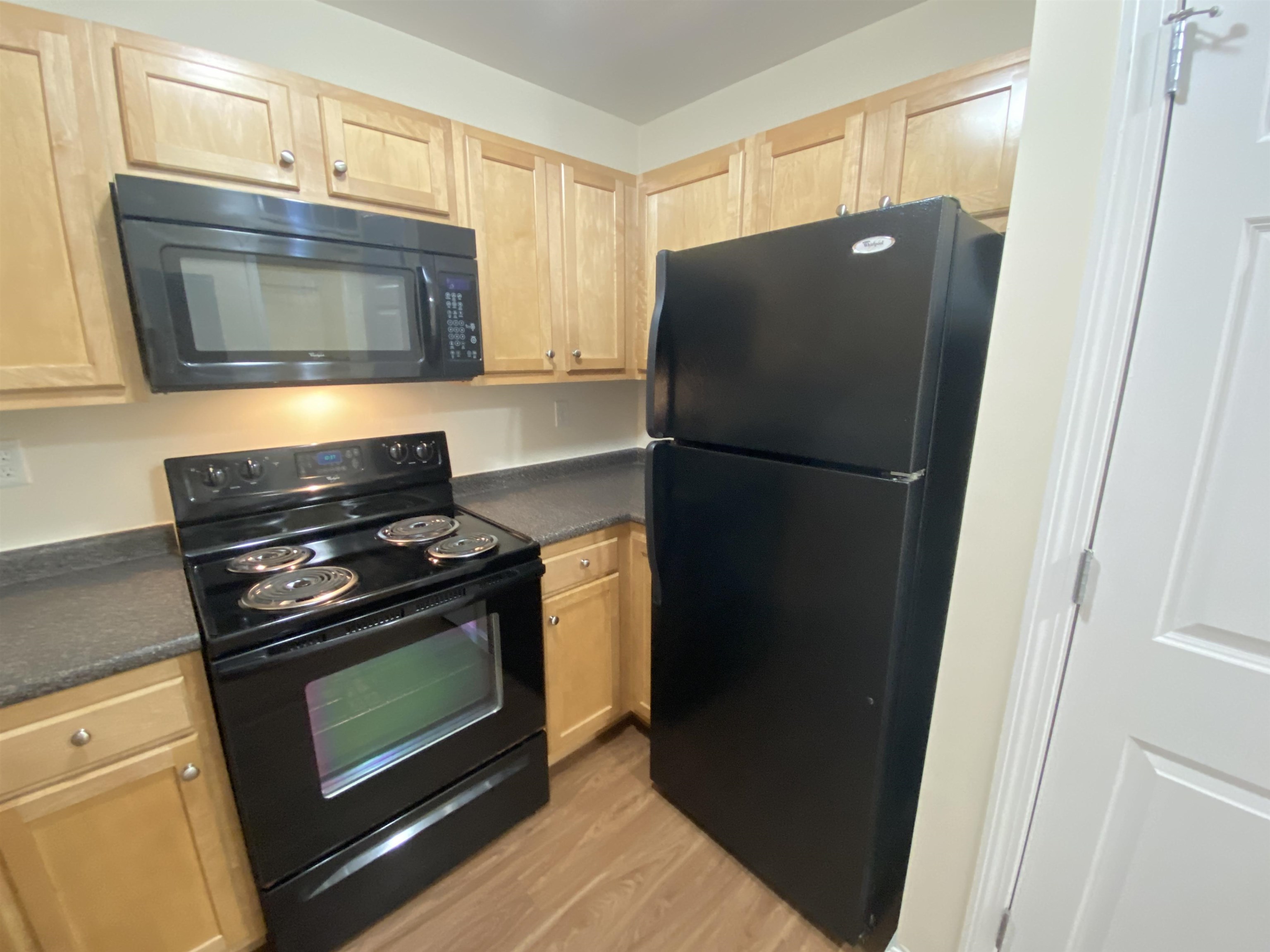50 Sentinel Court, Unit 309 Manchester, NH 03103 - Photo 14 of 34