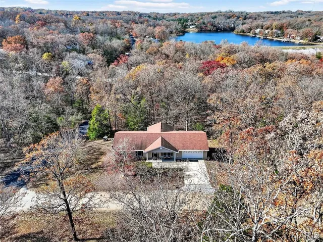 $224,900 | 320 Constitution Avenue, De Soto, MO 63020