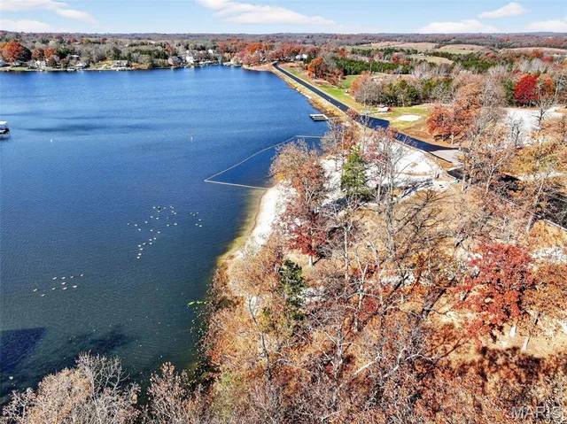 $224,900 | 320 Constitution Avenue, De Soto, MO 63020