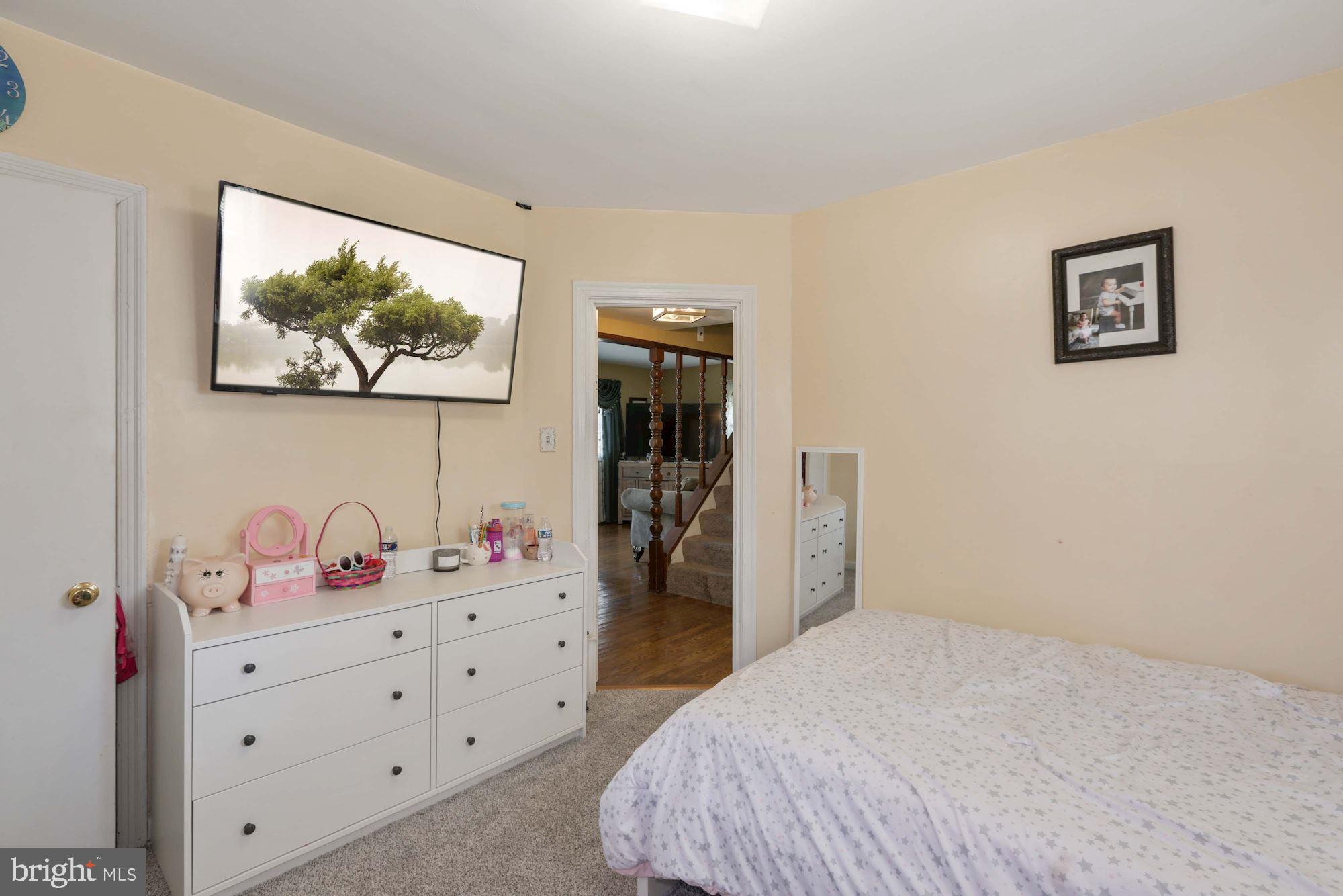7763 Emerson Road Hyattsville, MD 20784 - Photo 10 of 28 Gallery Image 10