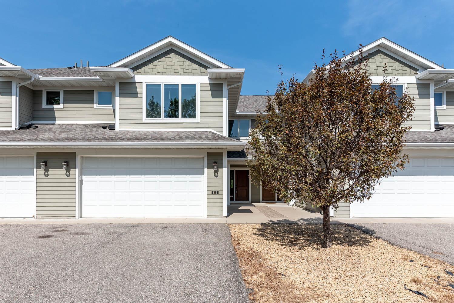814 Pinnacle Path Mankato, MN 56001 - Photo 2 of 31