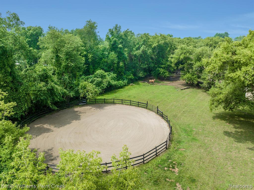 4165 Sheldon Road Rochester, MI 48306 - Photo 57 of 74