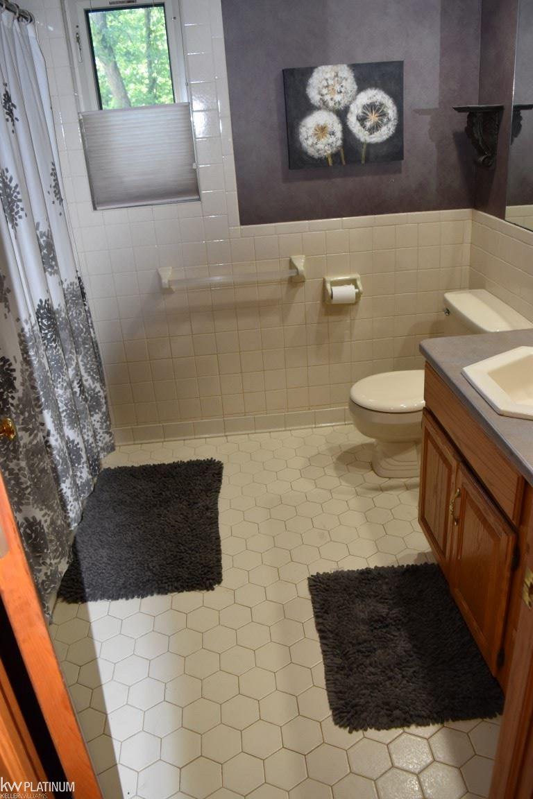 8860 Big Hand Road Columbus, MI 48063 - Photo 44 of 79 31326950-44.JPG
