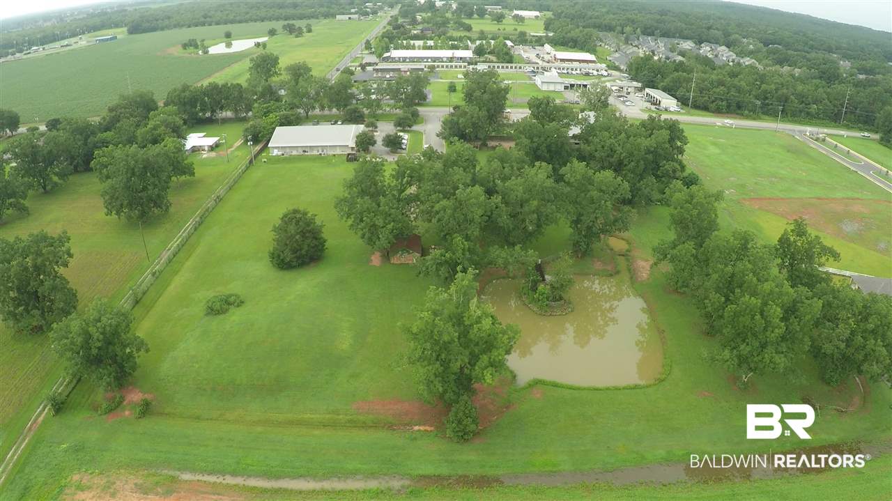 8477 County Road 64 Daphne, AL 36526 - Photo 4 of 19