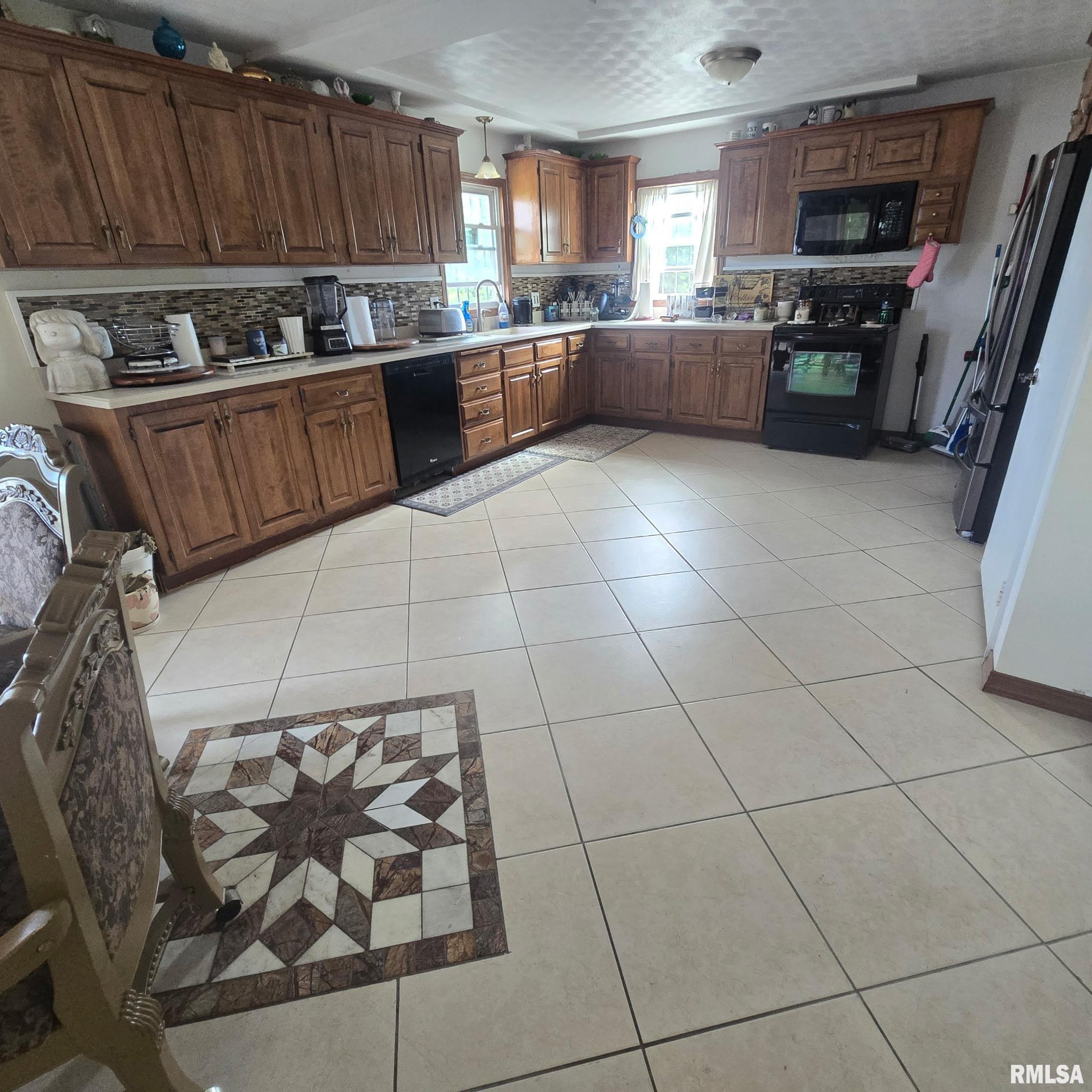 3013 West Westport Road Peoria, IL 61615 - Photo 5 of 12