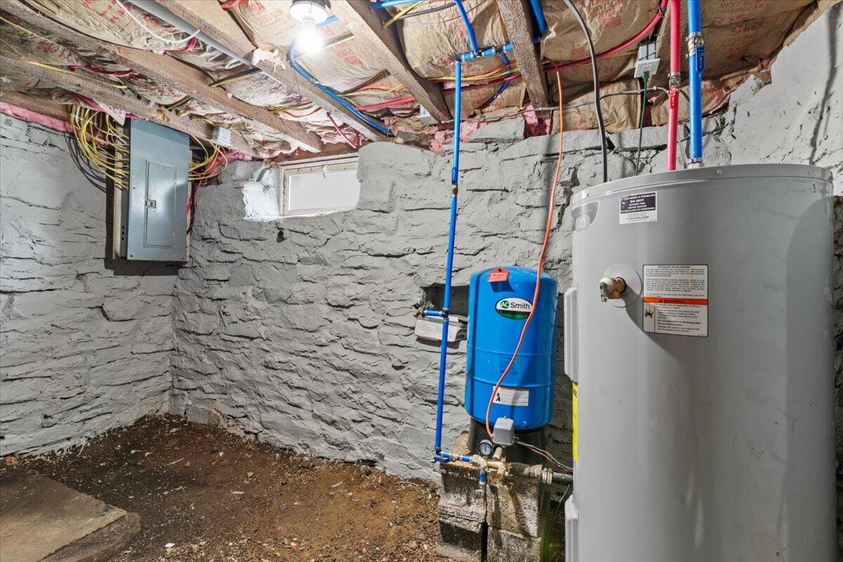 15 Locust Ridge Road Thornhurst, PA 18424 - Photo 44 of 48 a view of building