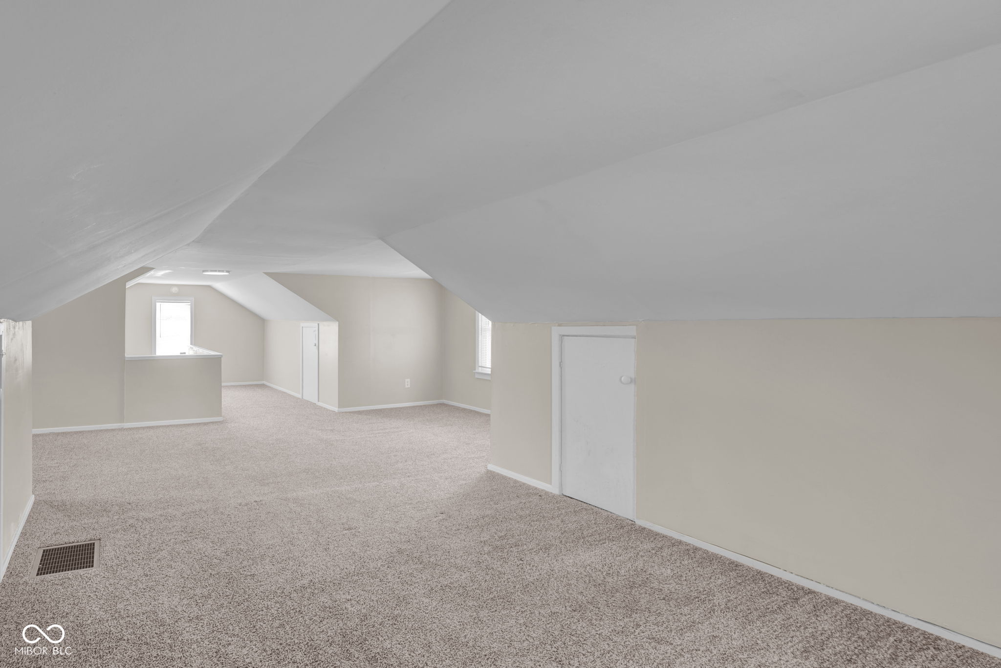 3127 13th Street Columbus, IN 47201 - Photo 19 of 30