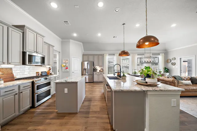 $3,200 | 19103 Heather Downs Court, Cypress, TX 77429