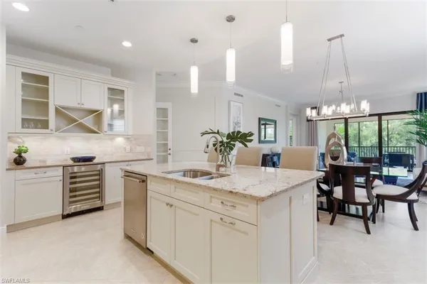 $8,500 | 16382 Viansa Way, Unit 3102, Naples, FL 34110